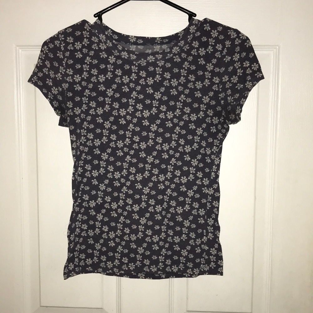 blue flower t shirt used